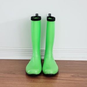 NEW Kamik rainboots